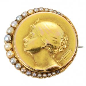 Art Nouveau Pearl Portrait Pin